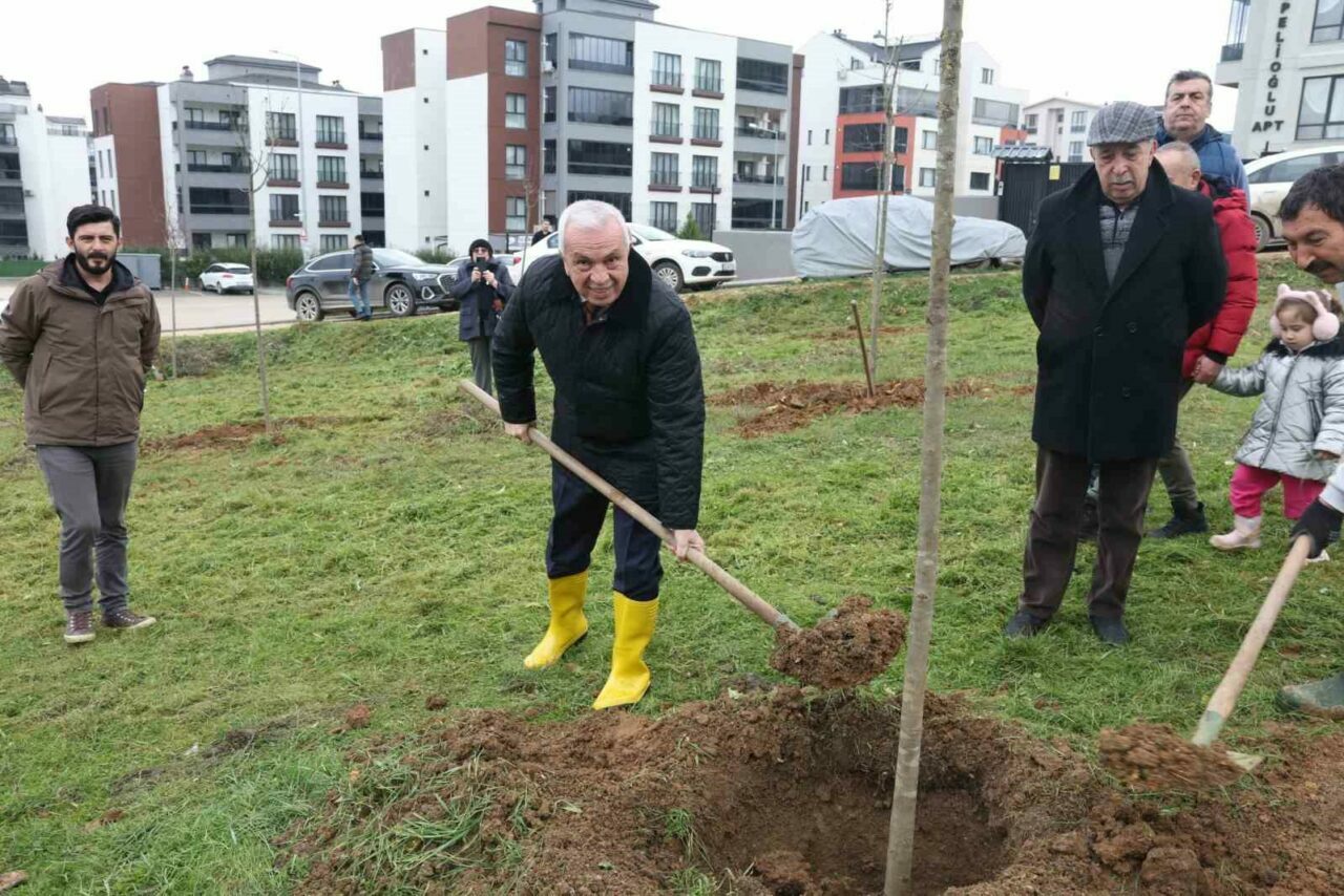 Bursa’da Başkan Özdemir’den yeşil alan talebine hızlı cevap