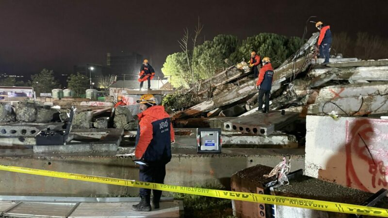 Bursa'da, olası bir büyük depreme hazırlık kapsamında Türkiye Afet Müdahale