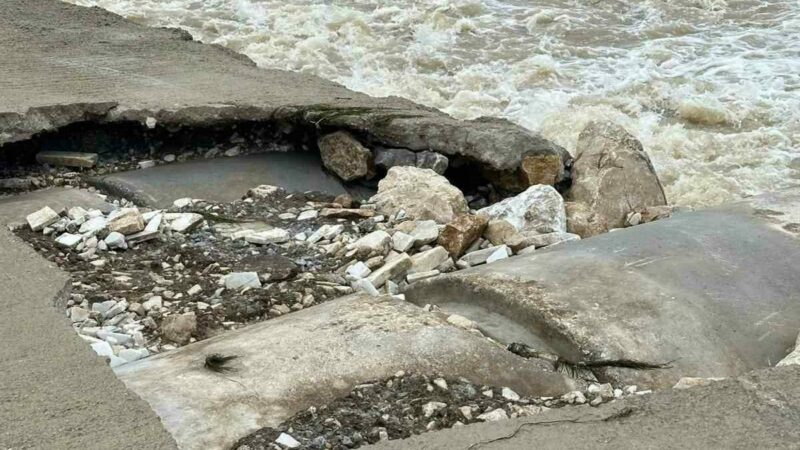 Bursa’da büyük tehlike saçıyor! Vatandaş endişeli…