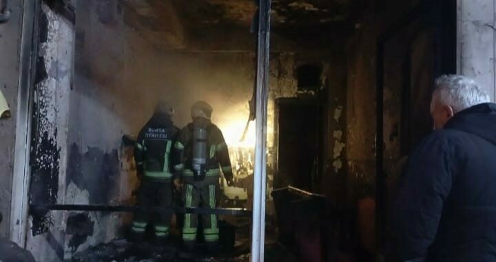 Bursa’da çay ocağında gece yarısı yangın