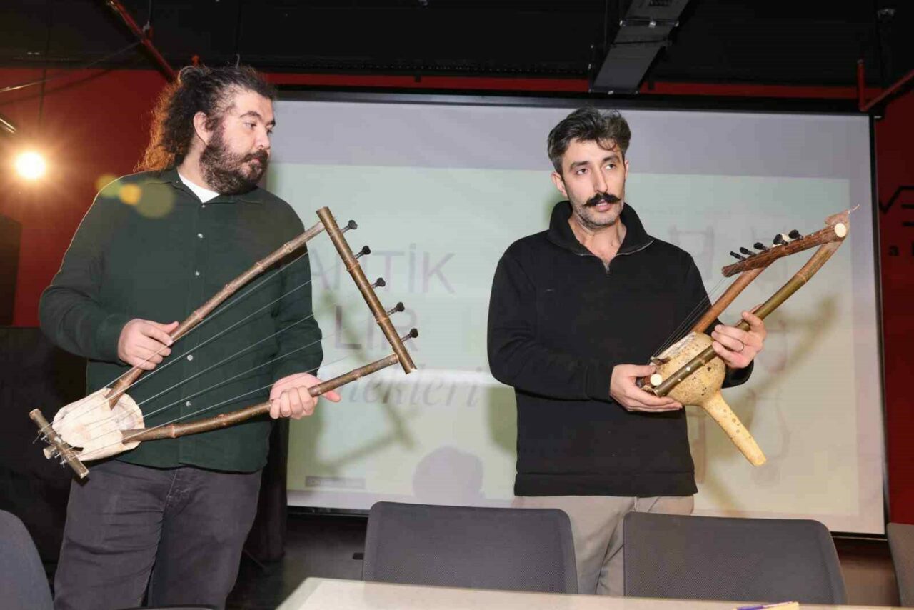 Bursa’da çocuklar hayallerindeki liri tasarladı