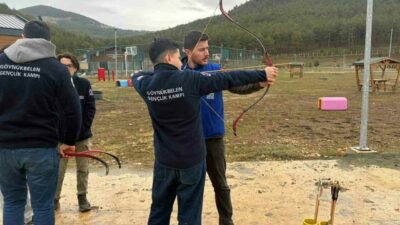 Bursa’da doğayla iç içe yarıyıl tatili kampı