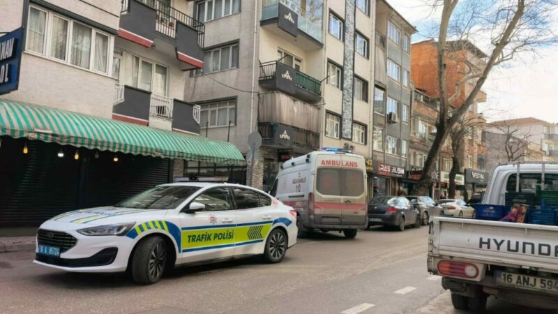 Bursa’da gizemli ölüm: Genç adam evinde ölü bulundu