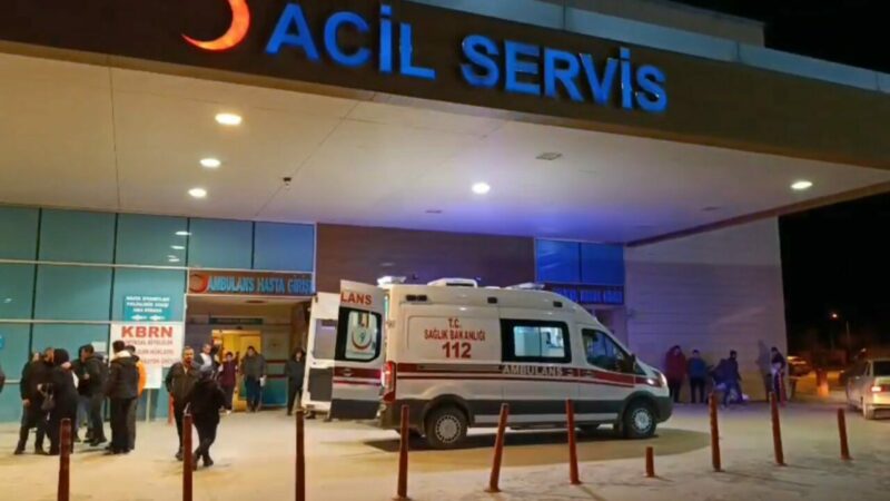 Bursa’da ‘kız meselesi’ yüzünden dehşet! Bursa’nın İnegöl ilçesinde kız meselesi nedeniyle Özgür K. (18), kuzeni