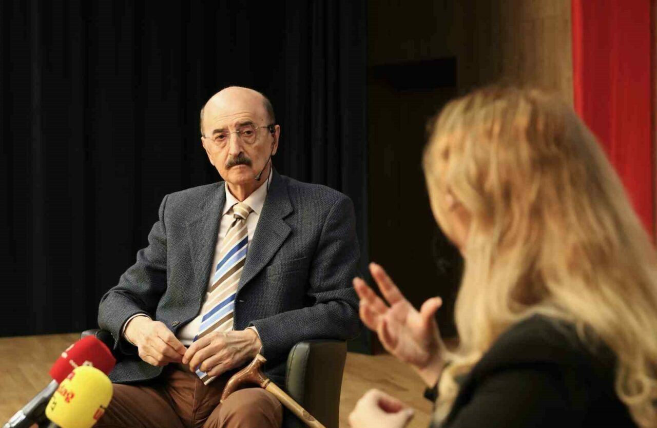 Bursa’da Medya Buluşmaları’nın konuğu Usta gazeteci Hüsnü Mahalli