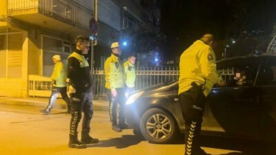Bursa’da polisin alkollü sürücüyle imtihanı: ‘Eşim gelmeden inmem’ dedi