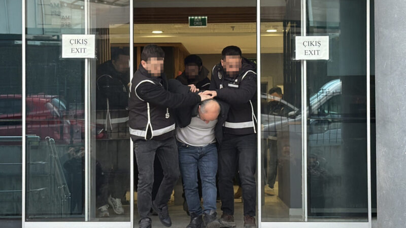 Bursa'da, polis ekiplerince suç örgütüne yönelik operasyonda 8 zanlı yakalandı.