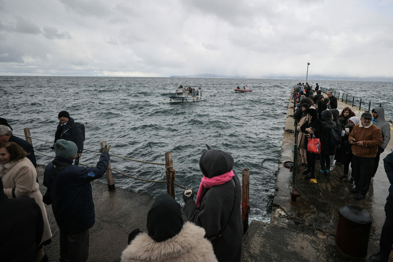 Bursa’da Hristiyan ayini: Denizden haç çıkarma töreni yapıldı