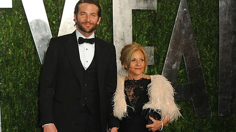 Bradley Cooper’ın annesi bakın hangi Türk dizisinin fanı çıktı