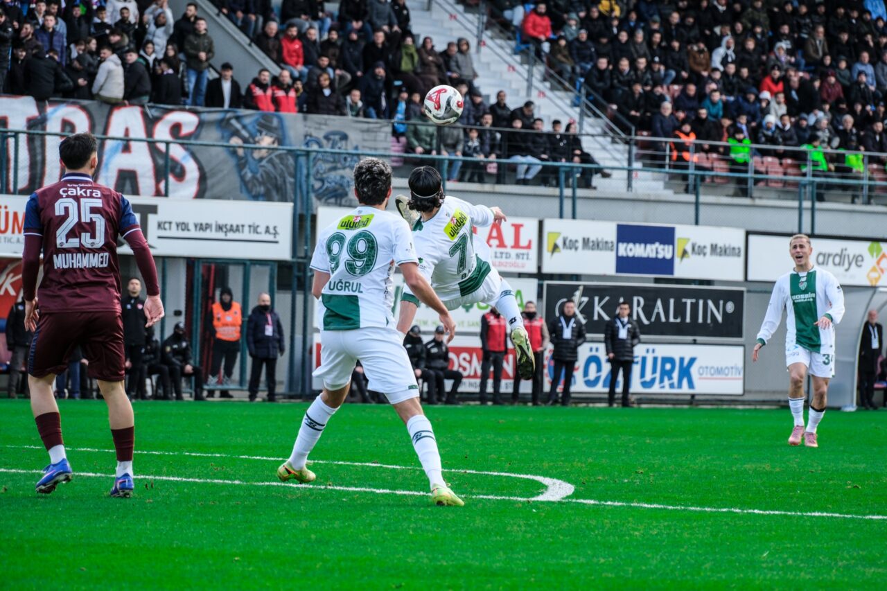 Bursaspor yeni forvet transferi yapacak mı?