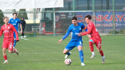 Bursa’nın 3.Lig ekibi 1 puanı zor kurtardı