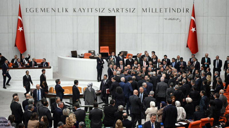 En düşük emekli aylığını 20 bin liraya yükselten düzenlemeyi de