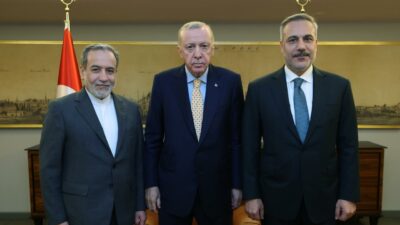 Cumhurbaşkanı Erdoğan, Arakçi’yi kabul etti