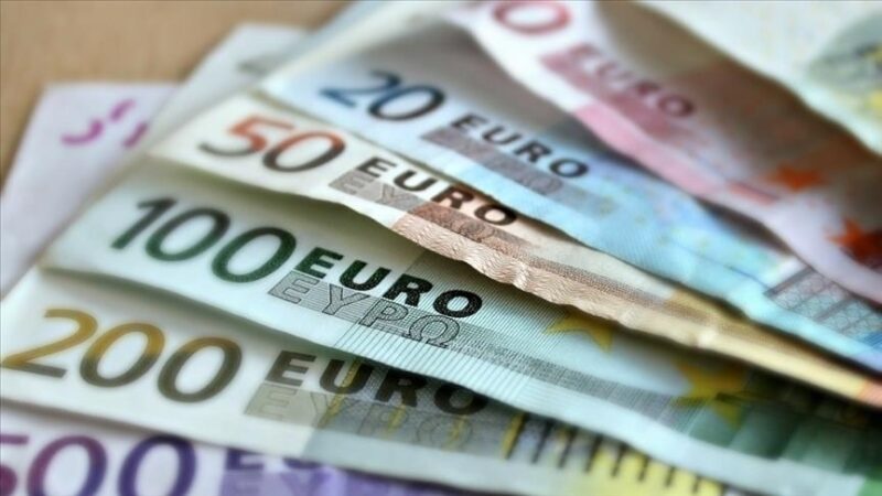 Bulgaristan'ın Euro Bölgesi'ne bugün resmen katılmasıyla ülkenin uzun yıllardır kullandığı