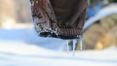 Çamaşırlar kaskatı kesildi, göller dondu