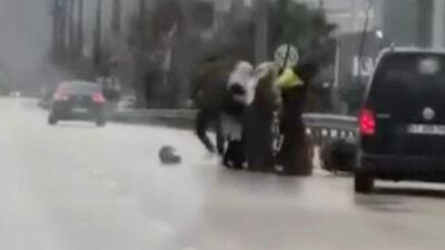 Bursa’da tartıştığı kuryeyi dövdü, kadınlar böyle ayırmaya çalıştı…