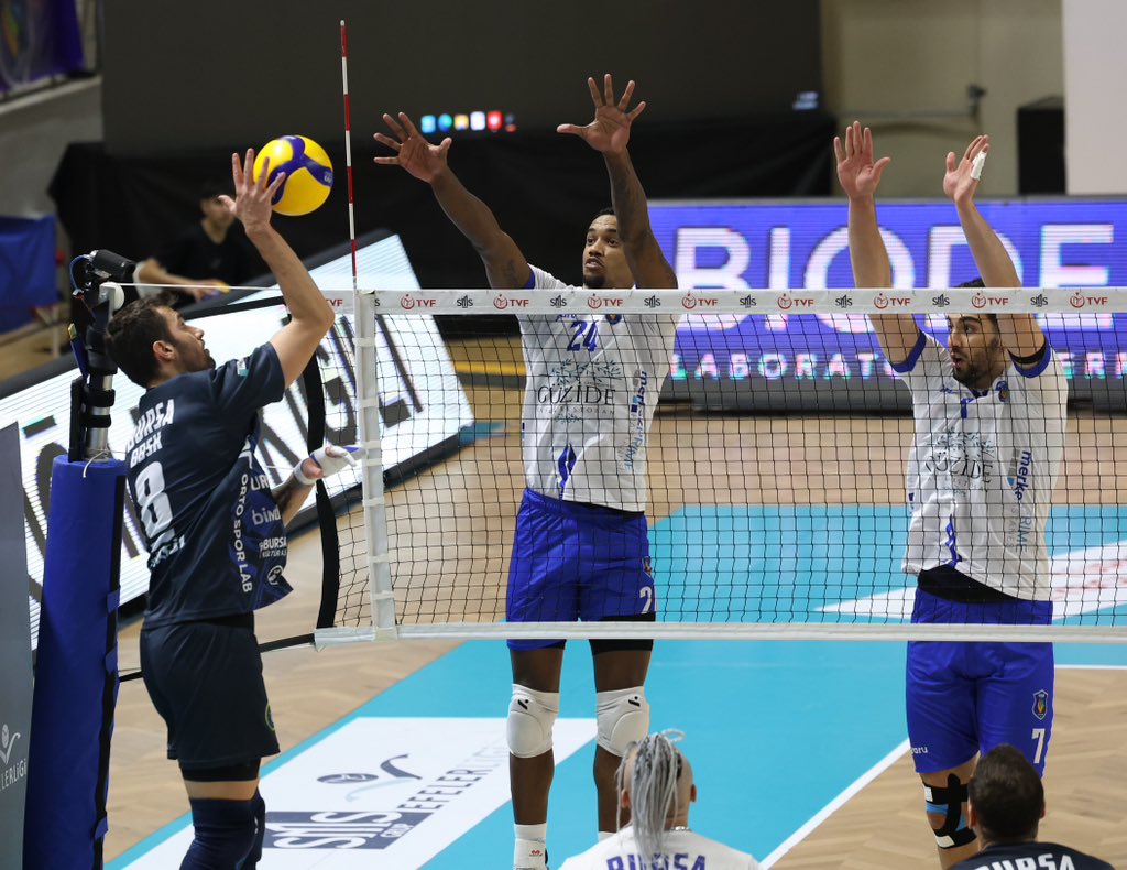 Bursa’nın Efeleri Gebze’de 1 puanla yetirdi