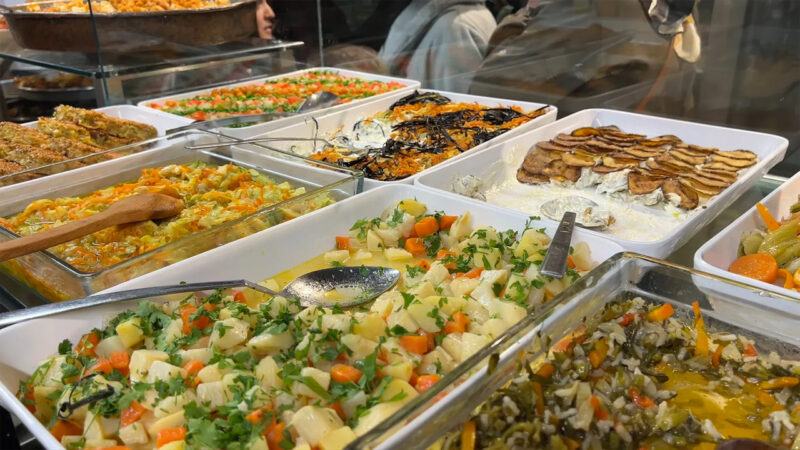 Bursa’daki bu mutfakta israf yok! İnegöl Belediyesi’nin asırlık lezzetleri sunduğu Gastro İnegöl, israfa karşı dikkat