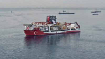 Yıldırım Sondaj Gemisi Karadeniz yolunda: Boğaz kapatıldı