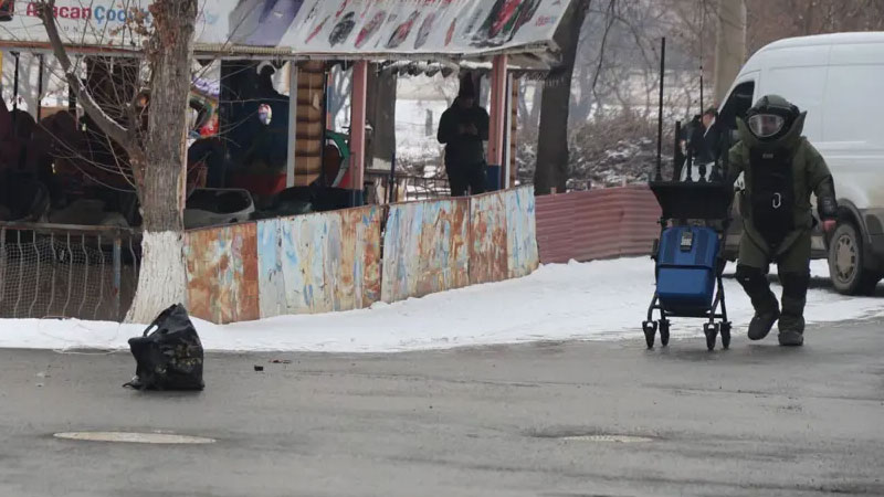 Sokak ortasında bomba paniği