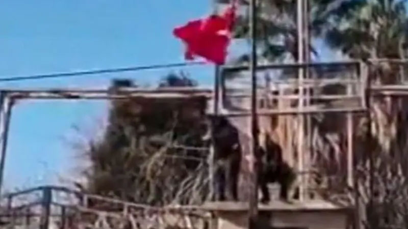 Bayrak indirme provokasyonu paylaşımlarına tutuklama talebi