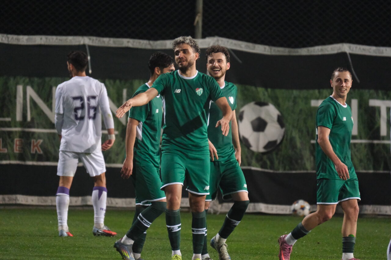 Bursaspor’un genç forvetine Süper Lig’den sürpriz takip!