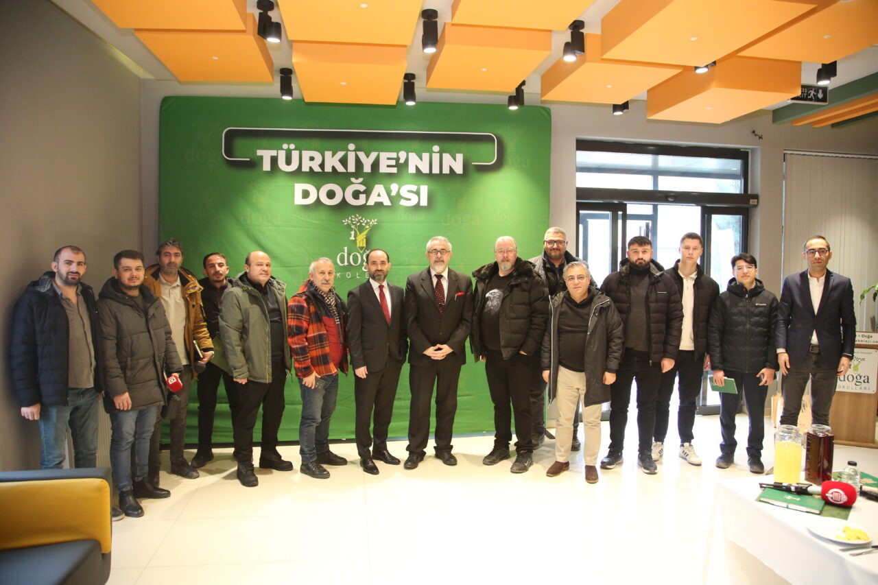 Doğa Koleji merkez yönetimi Bursa İnegöl’de eğitim vizyonunu ve başarılarını paylaştı