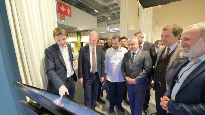 İnegöl protokolünden mobilya sektörüne tam destek Dünyanın önde gelen mobilya organizasyonları arasında yer alan İstanbul Mobilya