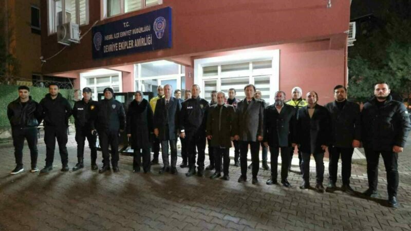 İnegöl protokolünden yeni yıl ziyaretleri AK Parti Bursa Milletvekili Ayhan Salman, İnegöl Belediye Başkanı Alper