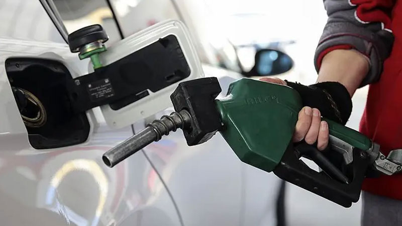 Motorinde indirim netleşti, bu gece yarısı devreye giriyor