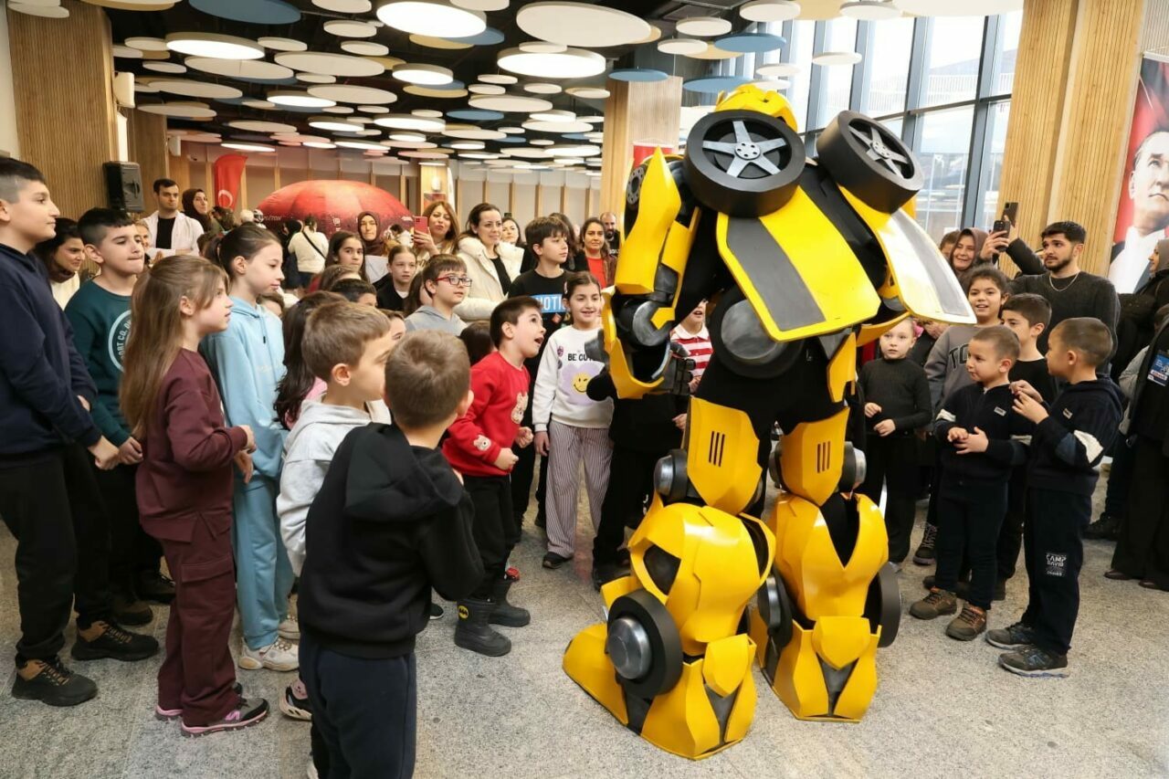 Bursa’da sömestirde çocuklar bilimle buluştu