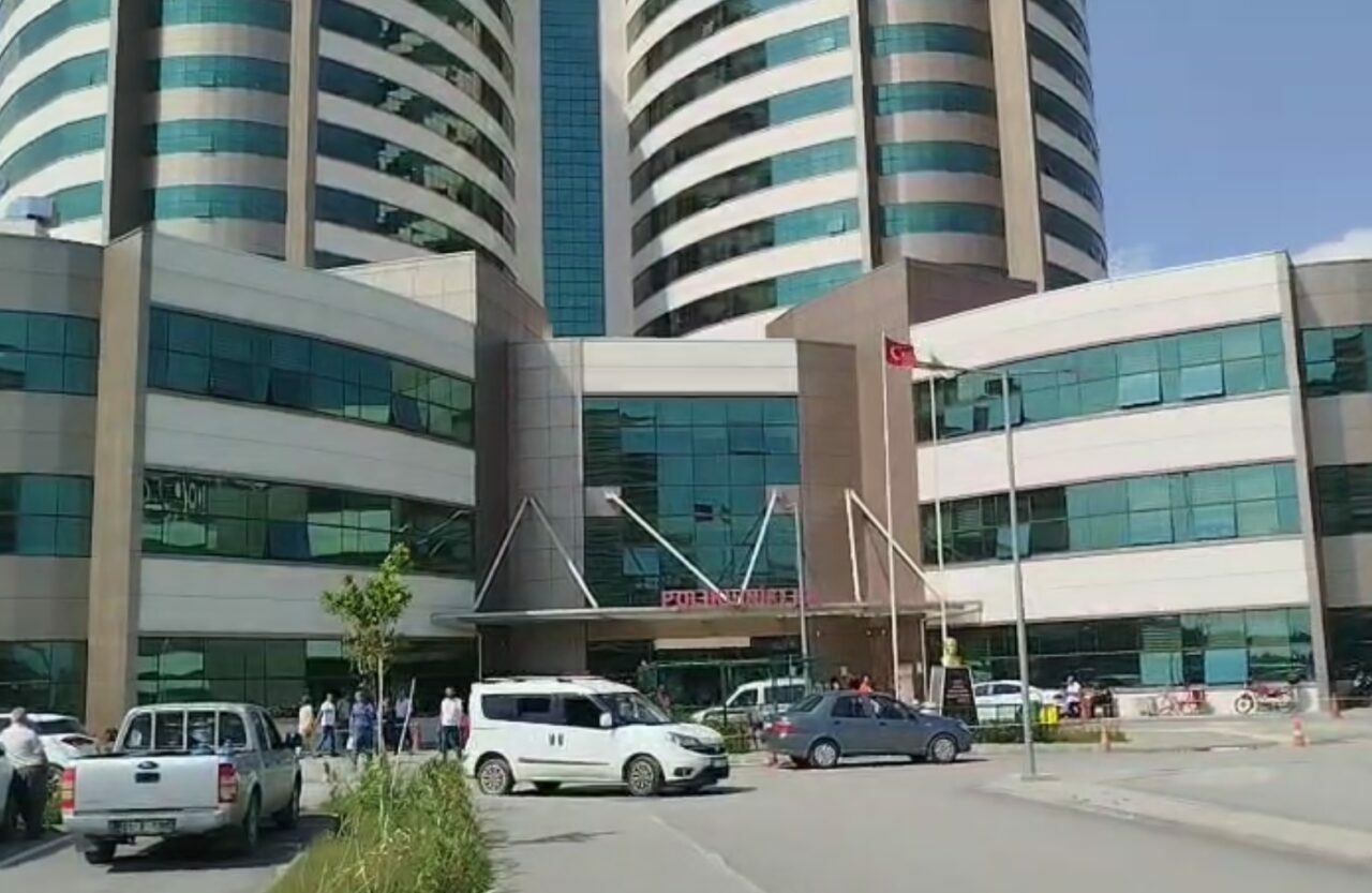 Sokakta oynarken köpek saldırıdı! 2 yaşındaki Hasan…