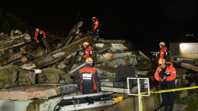 Bursa’da gerçeğini aratmayan deprem tatbikatı