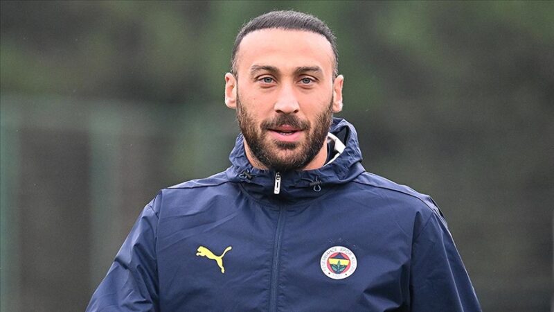 Fenerbahçe Kulübü, Cenk Tosun ile yollarını ayırdığını duyuruldu.
