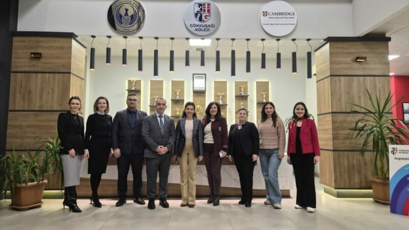 Mühendis kadınların vizyonu, Gökkuşağı Koleji’nin akademik gücüyle buluştu Türkiye’nin mühendis kadınlarını aynı çatı altında buluşturan TÜMKAD (Tüm Mühendis