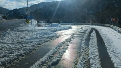 Bursa’da tam gaz kar mesaisi! O caddelere tuzlama seferberliği