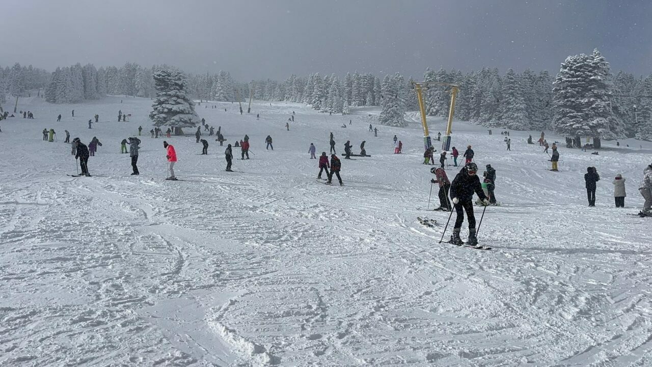 Uludağ’a 1 Ocak akını! Pistler doldu taştı…