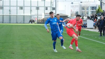 3.Lig’deki Bursa derbisinde kimse sevinmedi!