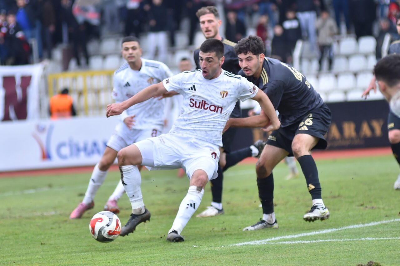 2. Lig’deki Bursa ekibi lideri elinden kaçırdı!