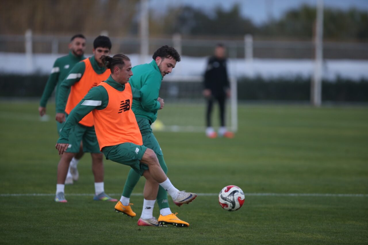 Bursaspor’dan müjdeli haber! Bonservisini aldılar…