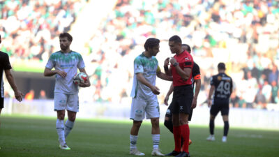 Bursaspor-Yeni Mersin maçının hakemi belli oldu Bursaspor-Yeni Mersin maçının hakemi belli oldu