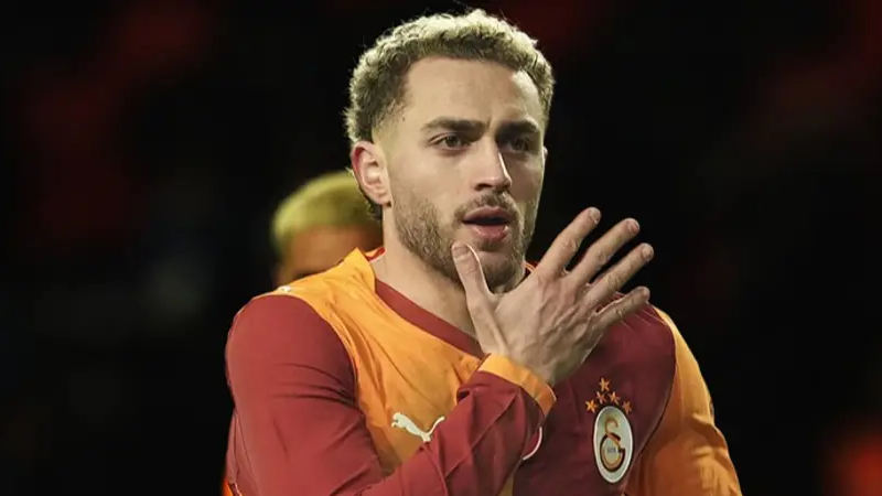 Galatasaray, Süper Kupa yarı finalinde kozlarını paylaştığı Trabzonspor'u dört golle