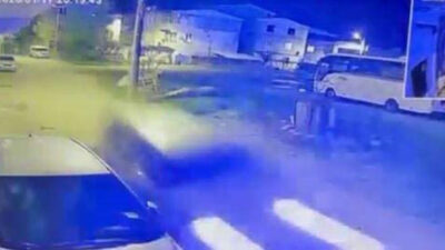 Yer: Bursa… Park halindeki otomobile çarpıp kaçtı