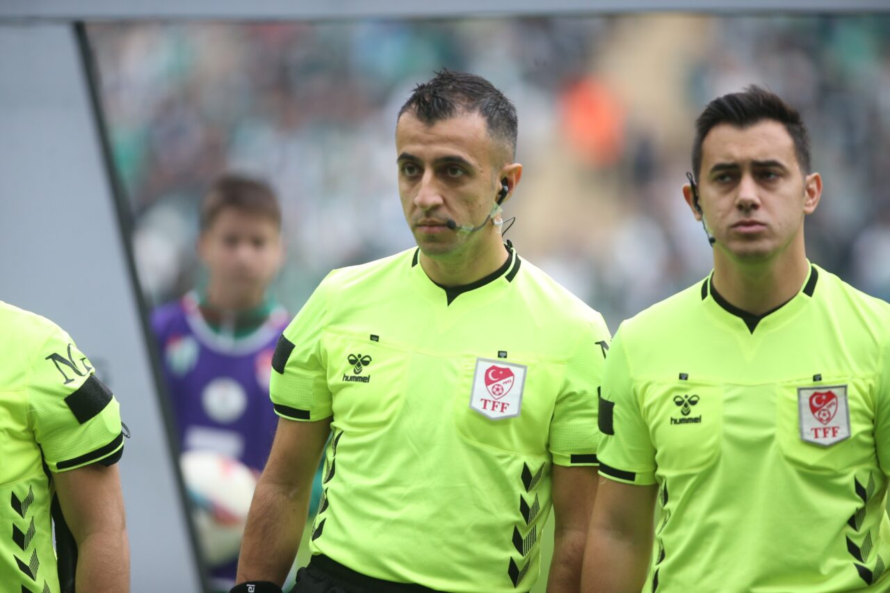 Bursaspor-68 Aksaray maçının hakemi belli oldu Bursaspor-68 Aksaray maçının hakemi belli oldu