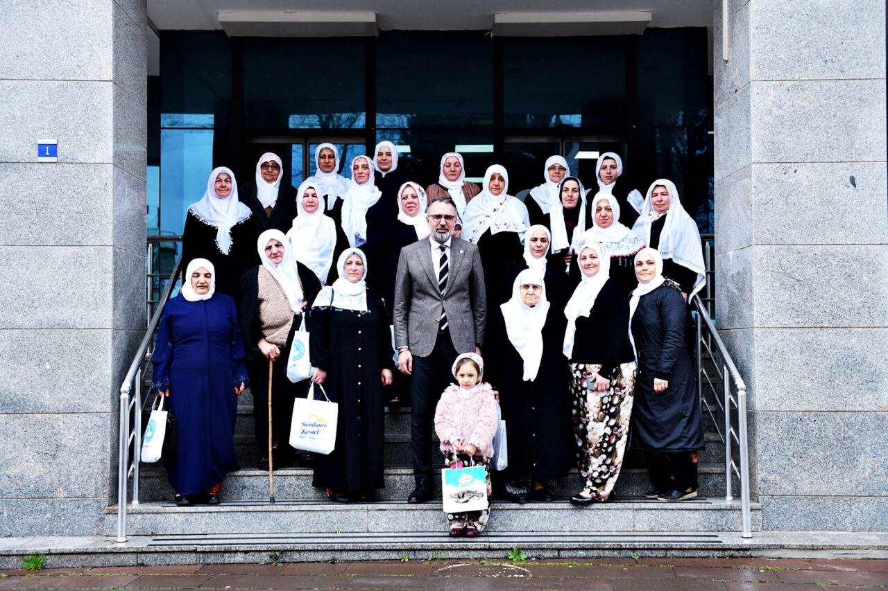 Derekızıklı kadınlardan Mihalgazi’ye destek