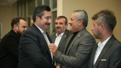 Yenişehir’de muhtarlarla dayanışma gecesi