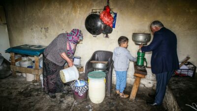 Dede mesleğini el birliğiyle büyüttü! Dede mesleğini el birliğiyle büyüttü!