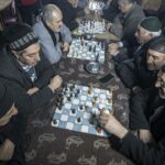 Satranç tutkunu amcalar!