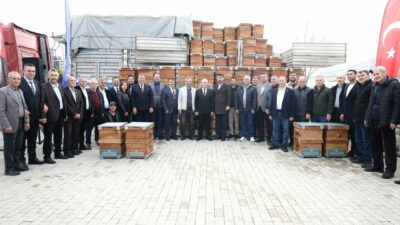 Bursa’da arıcılara kovan desteği