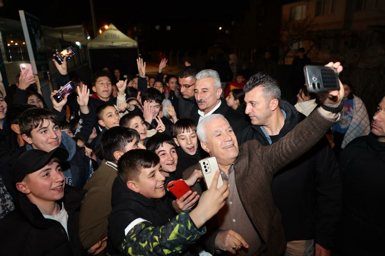 Başkan Mustafa Bozbey’den Gürsu’ya Yakın Çevre Yolu müjdesi